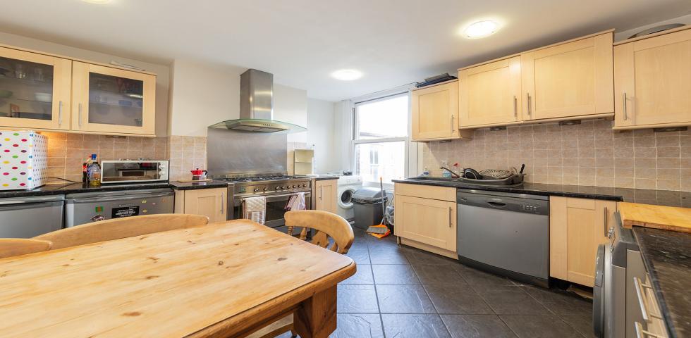 Modern Apartment Teignmouth Road, Willesden Green